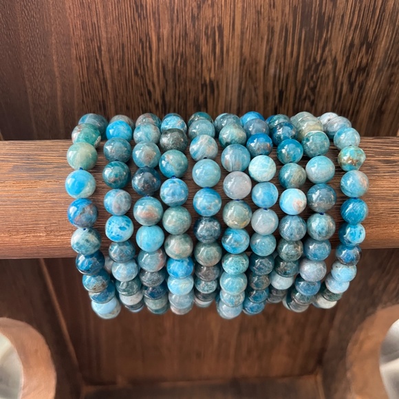 Apatite Bracelet - Picture 3 of 4